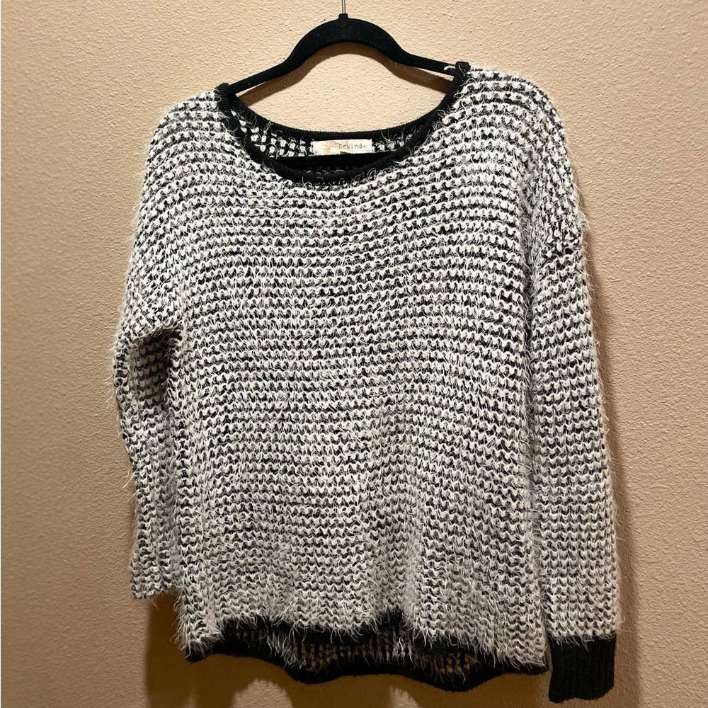 Rewind womens crew neck sweater